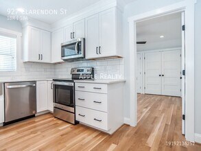 927 Clarendon St in Durham, NC - Building Photo - Building Photo