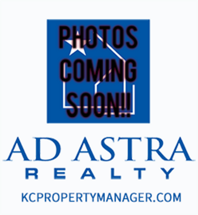 210 Brookside Dr in Paola, KS - Building Photo - Building Photo