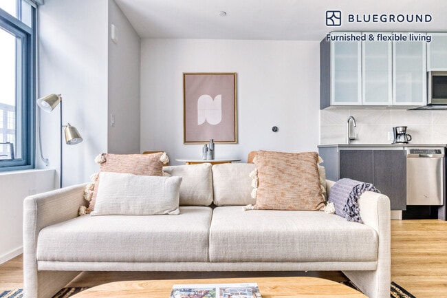 345 Harrison Ave in Boston, MA - Building Photo - Building Photo