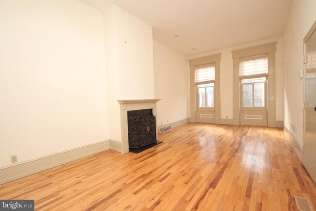 1513 Green St in Philadelphia, PA - Building Photo - Building Photo