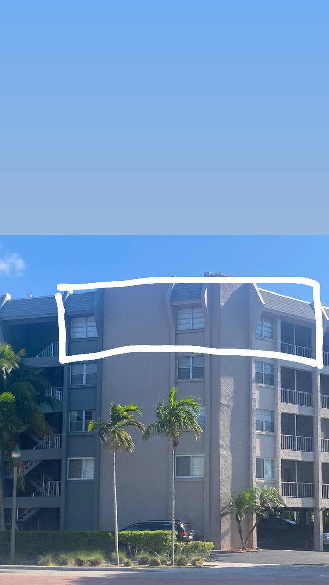 505 Spencer Dr in West Palm Beach, FL - Building Photo - Building Photo