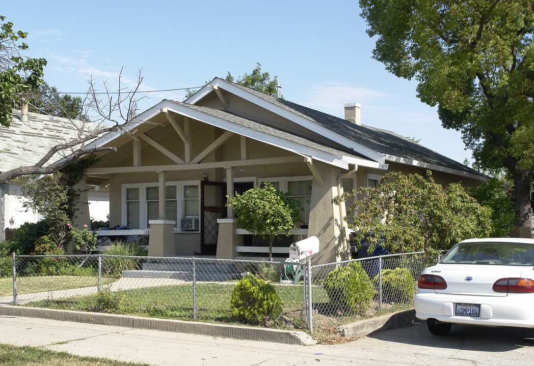 118 W 9th St in Antioch, CA - Building Photo