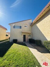 43609 Stanridge Ave in Lancaster, CA - Building Photo - Building Photo