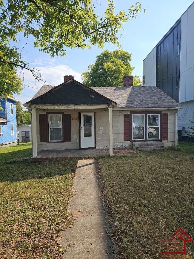 property at 1002 33rd Ave N