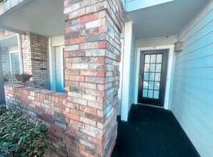 3406 Country Club Dr W, Unit 171 Terrance Heights in Irving, TX - Building Photo - Building Photo