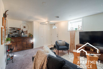 1938 N Halsted St, Unit G in Chicago, IL - Building Photo - Building Photo