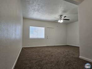 1256 Vine St in El Centro, CA - Building Photo - Building Photo