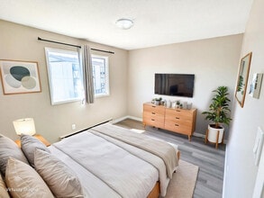 Uptown Apartments in New Westminster, BC - Building Photo - Building Photo