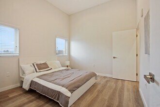8532 Cashio St in Los Angeles, CA - Building Photo - Building Photo