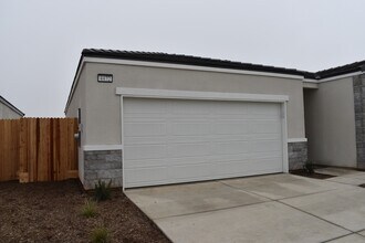 4472 N San Miguel Ave in Fresno, CA - Building Photo - Building Photo