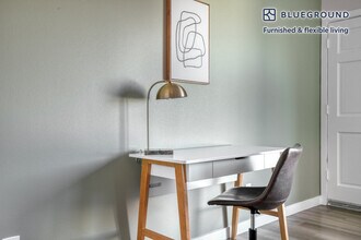 1115 Barbara St, Unit FL1-ID1003 in Redondo Beach, CA - Building Photo - Building Photo