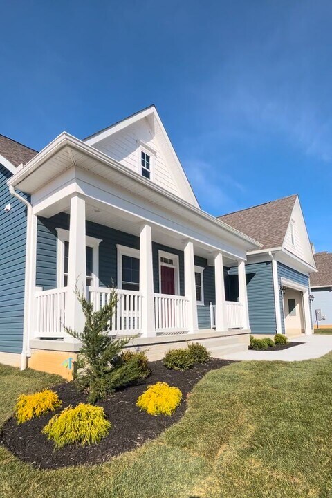 142 Galena Rd in Frederica, DE - Building Photo