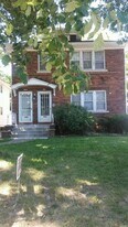 1149 W Monroe St, Unit Lower Level in Springfield, IL - Building Photo