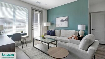 1950 Winrock Blvd in Houston, TX - Building Photo