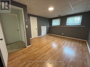 38 Mayfair Dr in Welland, ON - Building Photo - Building Photo