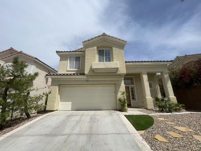 property at 2008 Wandering Doe Ln