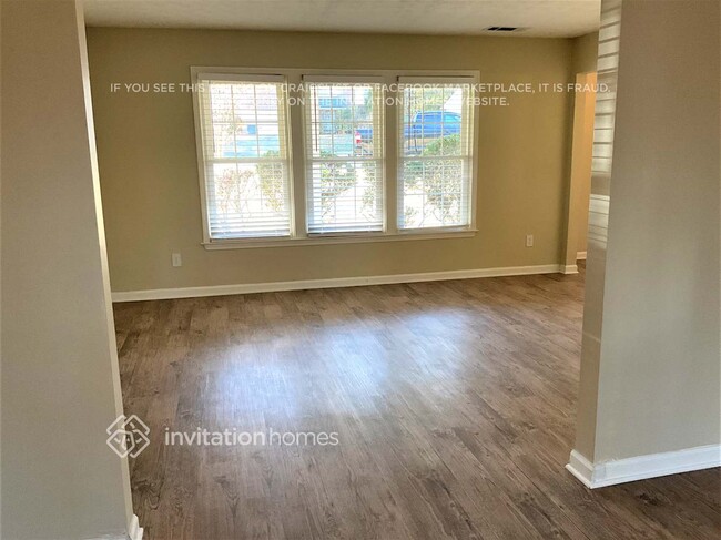 4085 Spinnaker Dr in Duluth, GA - Foto de edificio - Building Photo