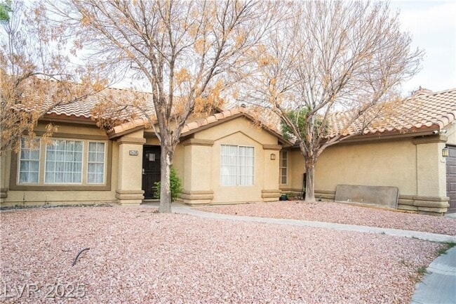 3436 N Tenaya Wy in Las Vegas, NV - Building Photo - Building Photo