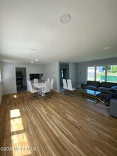 871 Red Oaks Dr in Long Branch, NJ - Building Photo - Building Photo