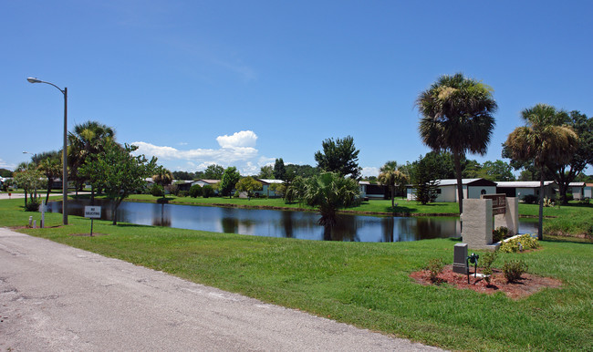 Heatherwood Village in Lakeland, FL - Building Photo - Building Photo