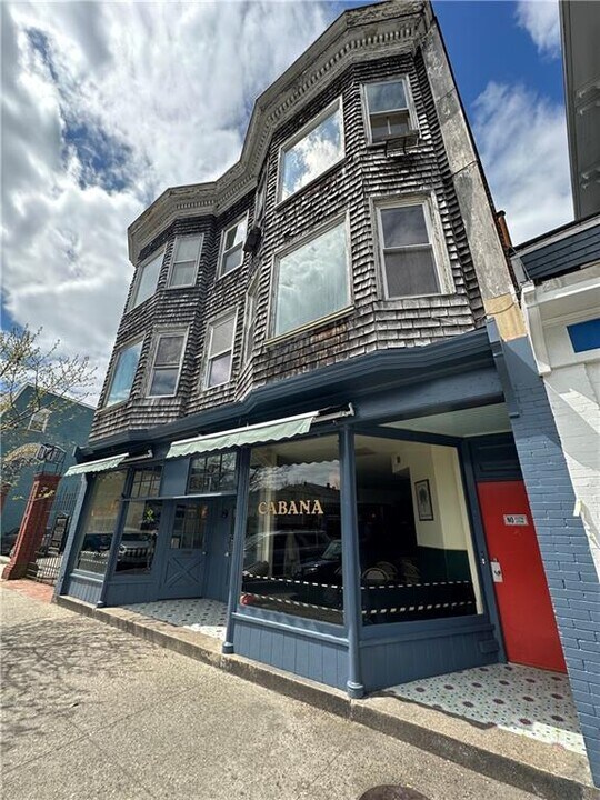 140 Broadway-Unit -3 in Newport, RI - Building Photo