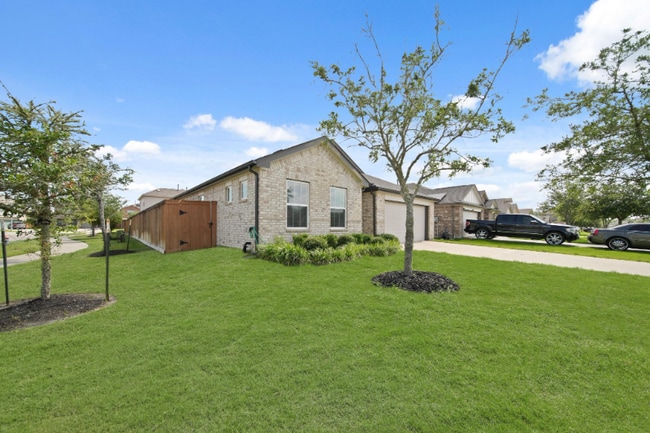 property at 4638155459 A