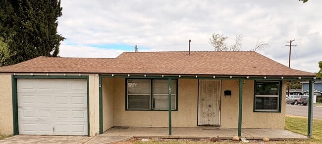 property at 130 S 6th St