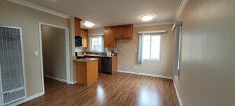 13949 Vanowen St, Unit 1 Apartments