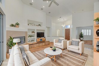 601 Summer Mesa Dr in Las Vegas, NV - Building Photo - Building Photo