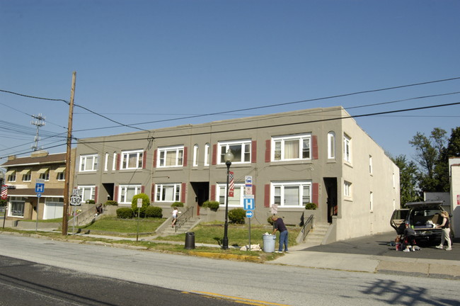 4305 Maple Ave in Pennsauken, NJ - Building Photo - Building Photo