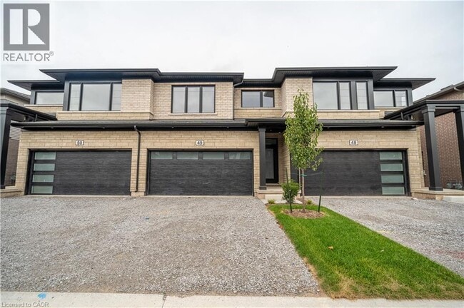 property at 4552 Portage Rd