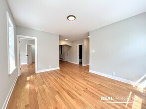 4419 N Wolcott Ave in Chicago, IL - Foto de edificio - Building Photo