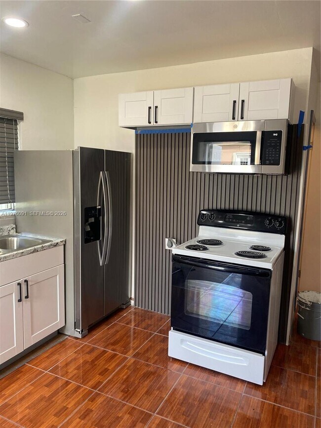 10701 NW 23rd Ave in Miami, FL - Building Photo - Building Photo