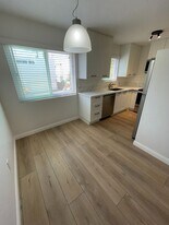 2238 Manchester Ave in Encinitas, CA - Building Photo