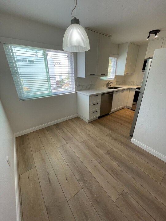 2238 Manchester Ave in Encinitas, CA - Building Photo