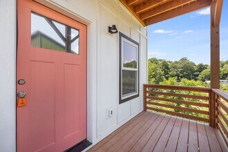 619 Salem Heights Ln in Swannanoa, NC - Building Photo - Building Photo