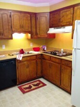 2914 Lewey Dr in Greensboro, NC - Building Photo - Building Photo
