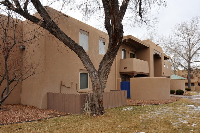 property at 601 W San Mateo Rd
