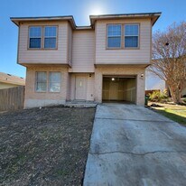 6046 Bear Meadow in San Antonio, TX - Building Photo