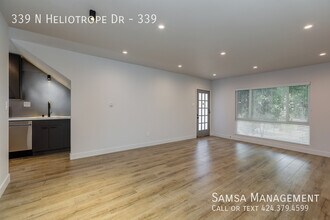 339 Heliotrope Dr in Los Angeles, CA - Building Photo - Building Photo