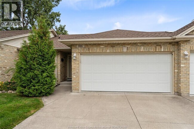 816 Virginia Park Ct in Windsor, ON - Building Photo - Building Photo