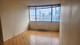 45 River Dr S, Unit 2703 in Jersey City, NJ - Building Photo - Building Photo