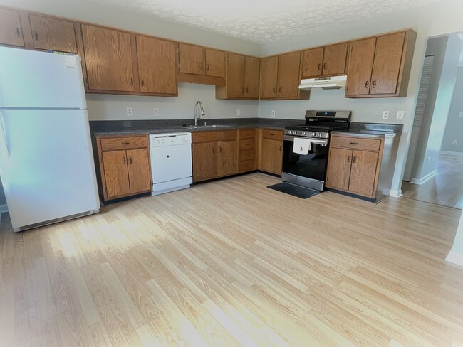 388 Oak Harbor Trl in Marietta, GA - Building Photo - Building Photo