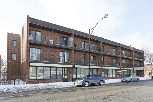 5134-5136 N Elston Ave in Chicago, IL - Building Photo - Building Photo