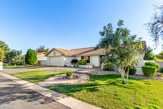 687 E Park Ave in Gilbert, AZ - Building Photo - Building Photo