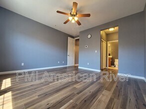 8428 Crystal Walk Cir in Elk Grove, CA - Building Photo - Building Photo