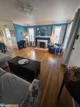 9333 Lawlor St in Oakland, CA - Building Photo - Building Photo