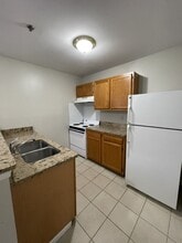 1500 Iris Dr in Salisbury, MD - Building Photo - Building Photo