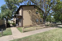 1016 S Quaker Ave in Tulsa, OK - Foto de edificio - Building Photo