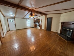 1140 Rome Rd SW in Calhoun, GA - Building Photo - Building Photo